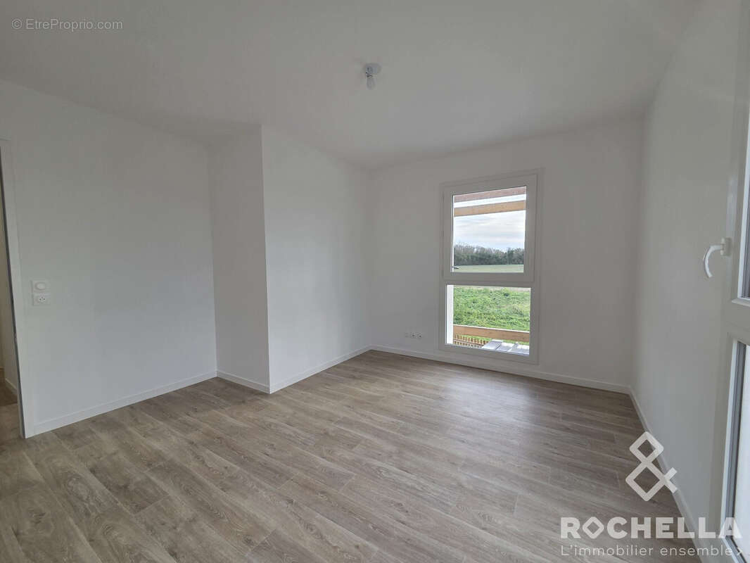 Maison à DOMPIERRE-SUR-MER