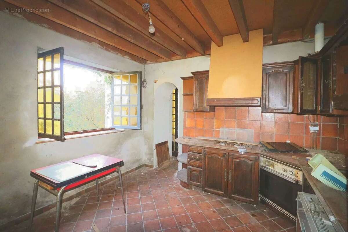 Maison à LA GUERCHE-SUR-L&#039;AUBOIS