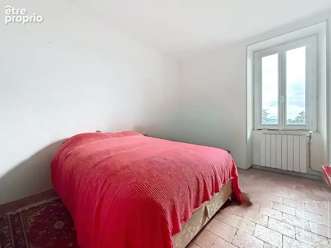 À rénover au cur du village de ruoms - photo 22