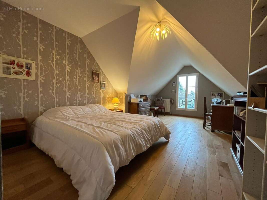 Maison à MONTIGNY-SUR-LOING