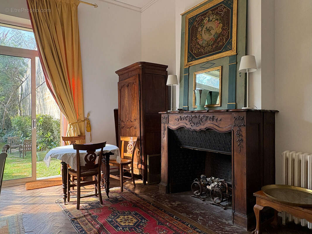 Maison bourgeoise Saint-Seurin - Cachet et adresse d'exception - photo 4