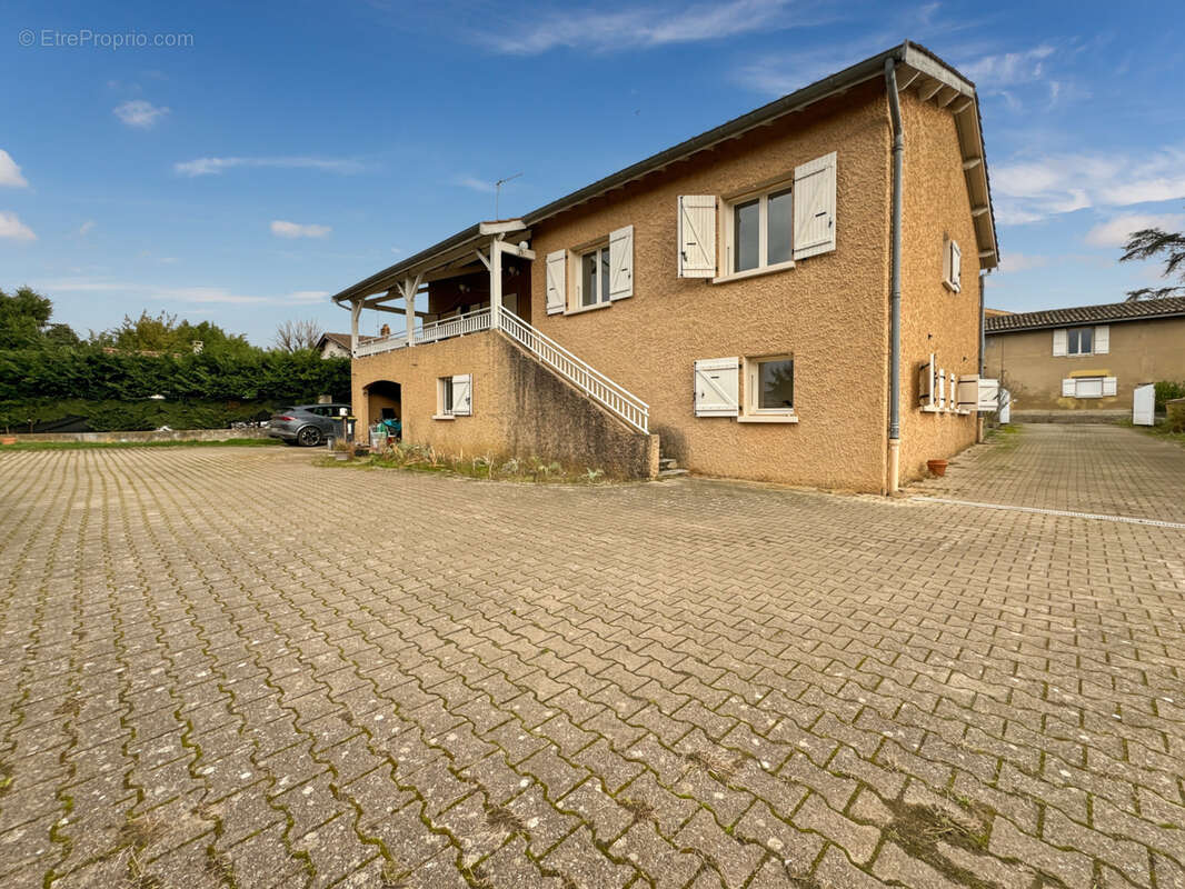 Maison à QUINCIEUX
