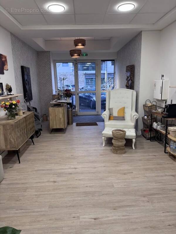 Commerce à NARBONNE