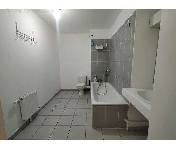 Appartement à SAINTE-GENEVIEVE-DES-BOIS