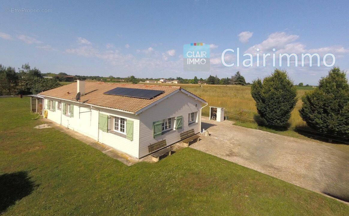 6 MINUTES LANGON - PAVILLON ANNEES 70 - RENOVATION - VUE - Maison à LANGON