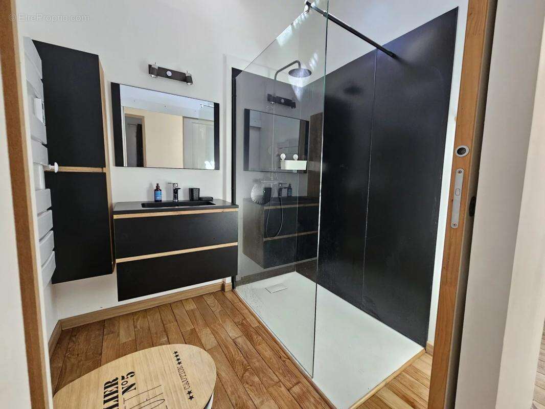 Maison à FONTAINEBLEAU