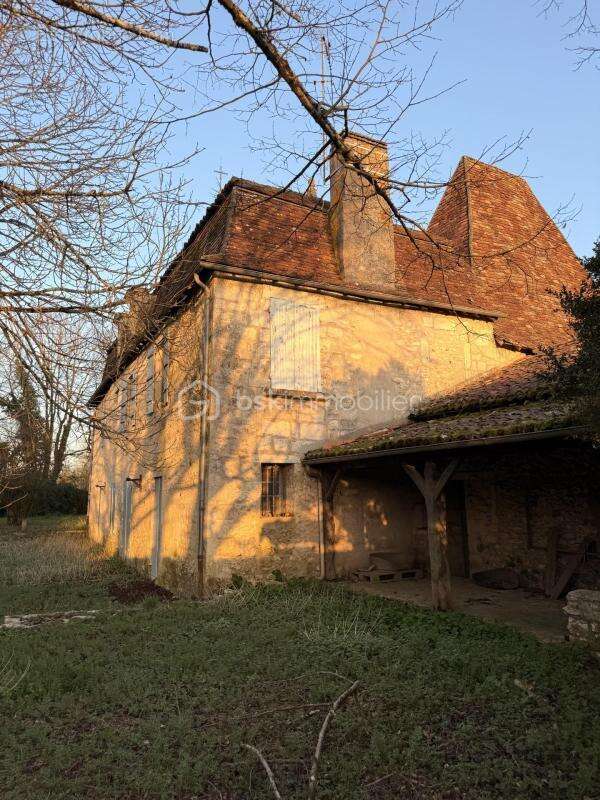 Maison à ANTONNE-ET-TRIGONANT