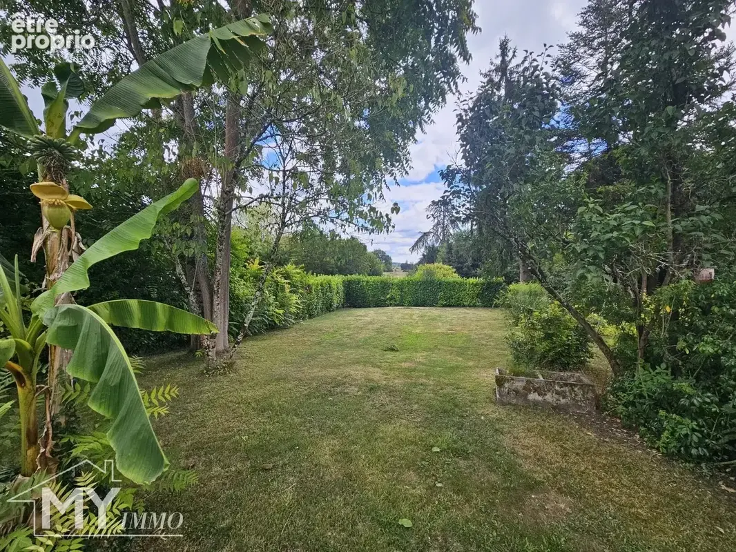 St Antoine de Breuilh : Maison en pierre de 1855 avec dépendances et jardin clos – Cadre paisible - photo 21