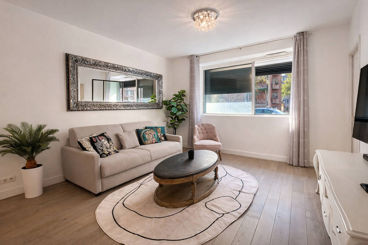 Appartement à BOULOGNE-BILLANCOURT