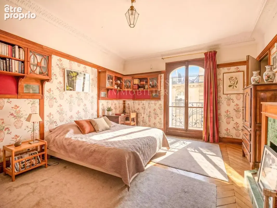 Square lamartine. appartement en étage élevé superbe ancien - photo 8