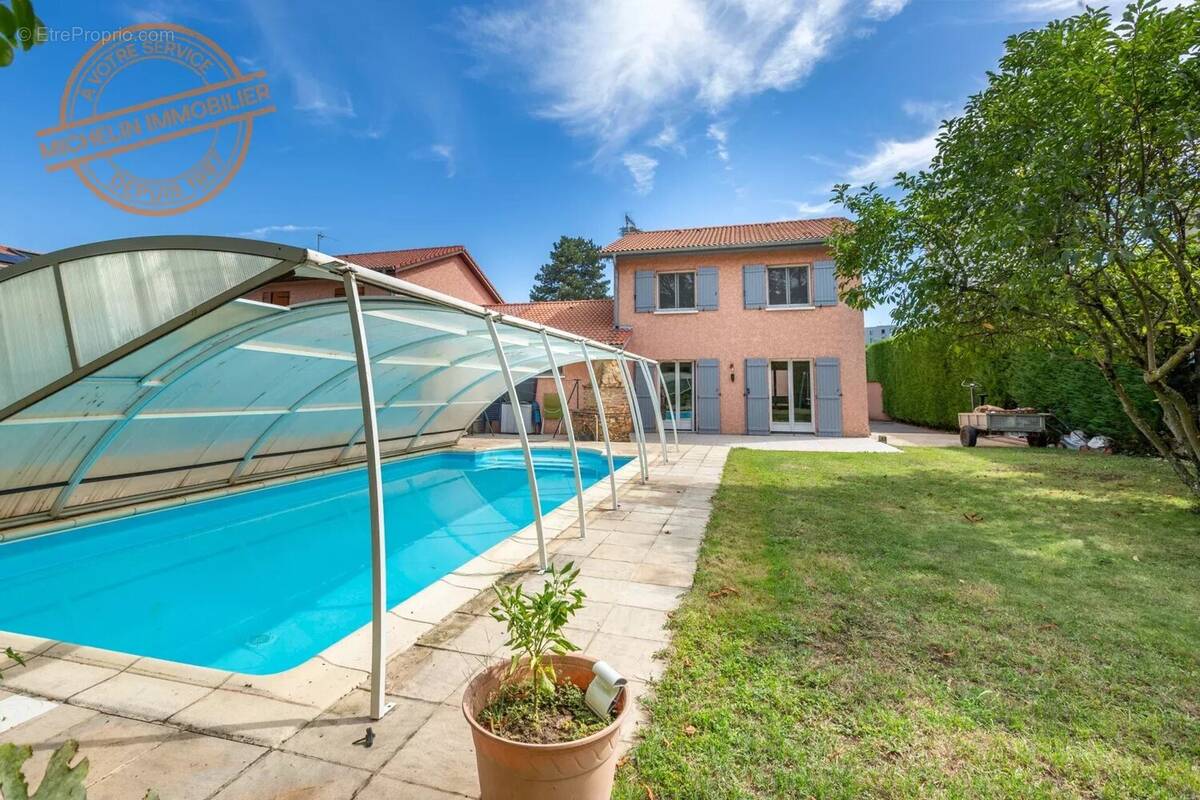 Maison à CHAMPAGNE-AU-MONT-D'OR