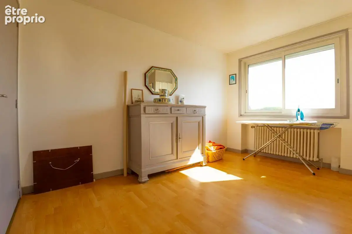 Maison sur sous-sol aménagé avec vue dégagée et piscine - photo 9