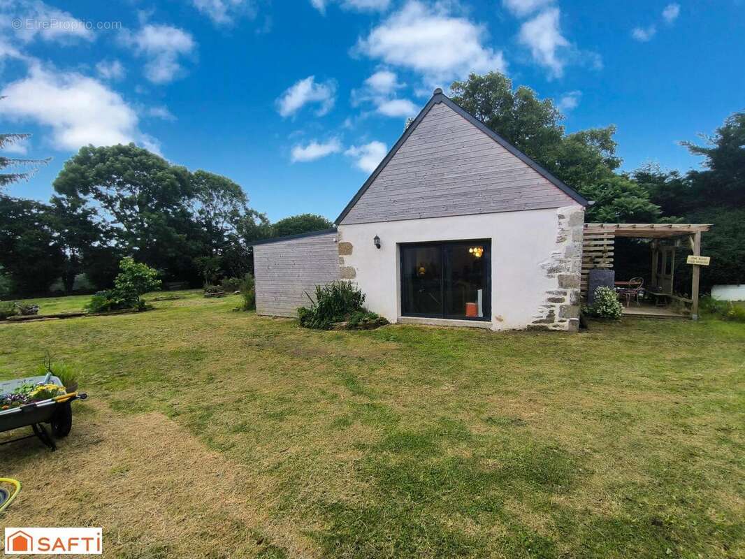 Maison 226 m² à Plounerin  - photo 8