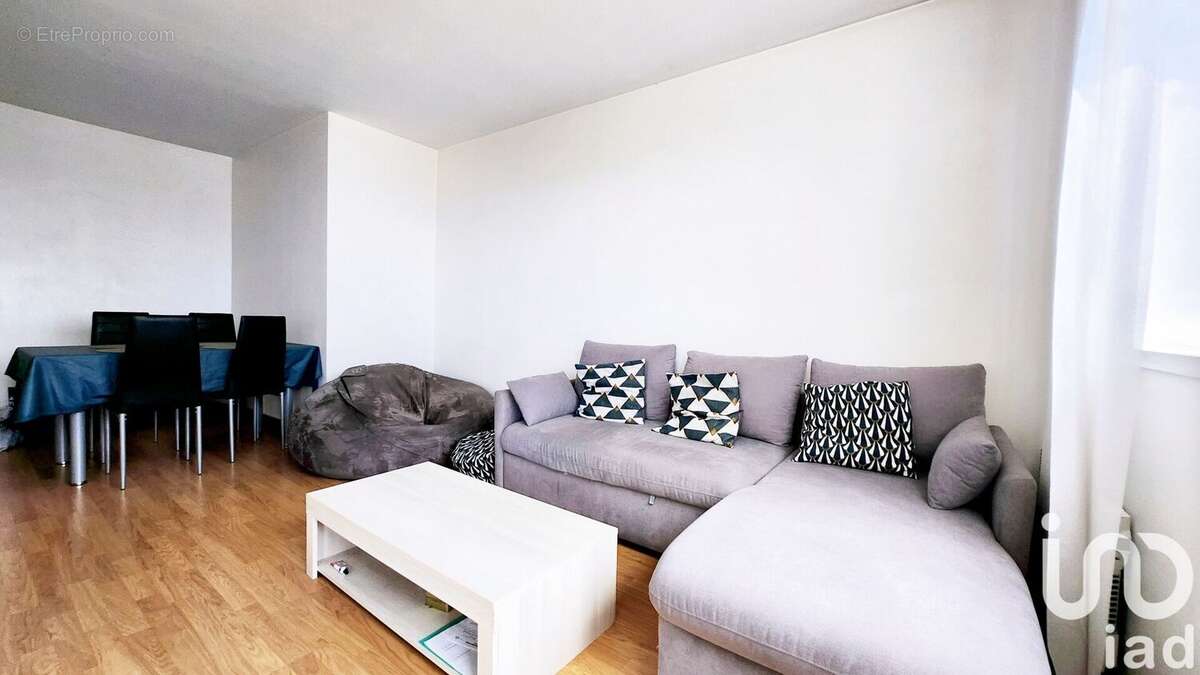 Appartement 66 m² à Rueil-Malmaison  - photo 2