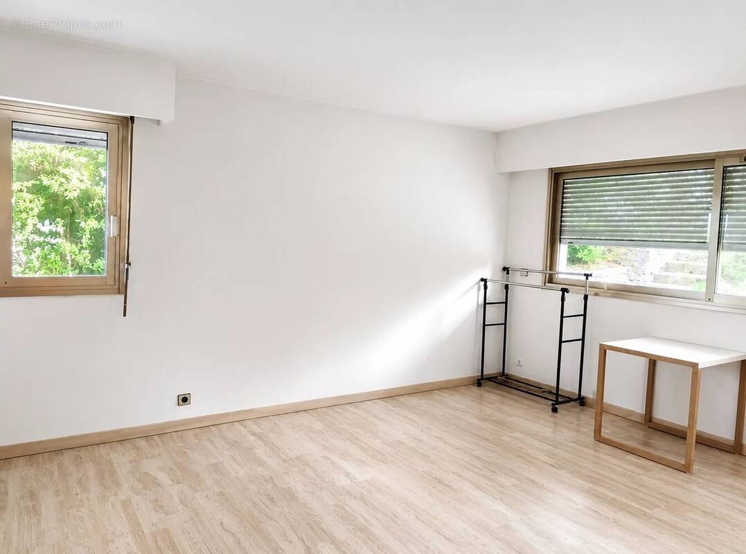 Exclusivite ! le cannet residentiel - grand studio - piscine - photo 3
