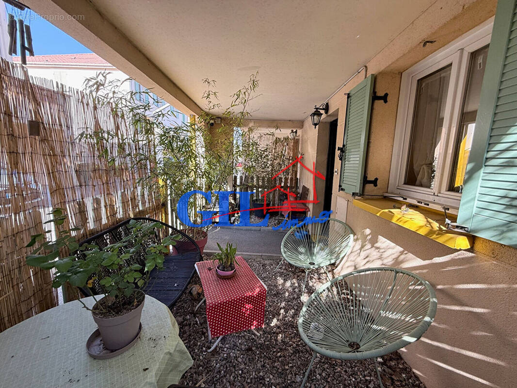 Appartement à SAVIGNY-LE-TEMPLE