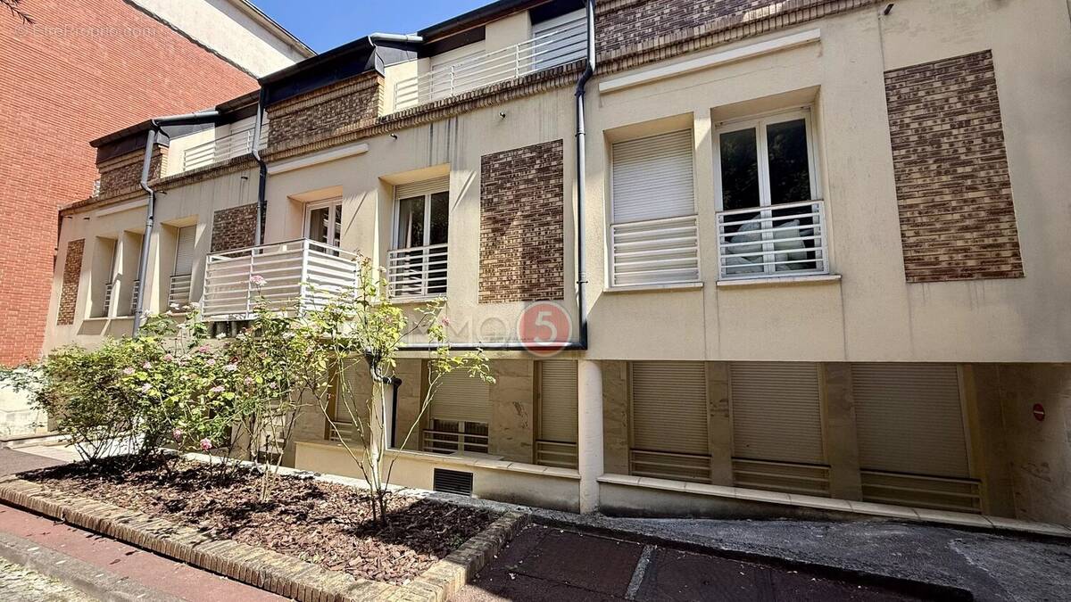 Appartement à LE RAINCY