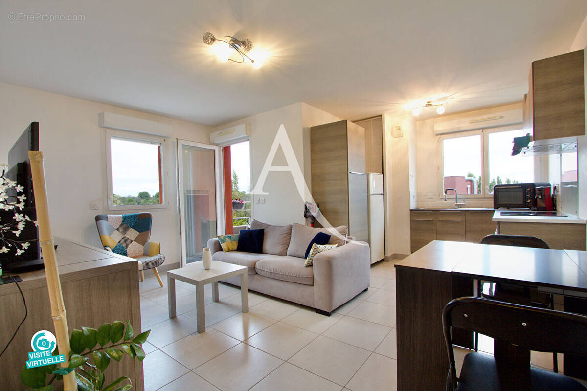 Appartement à LATTES