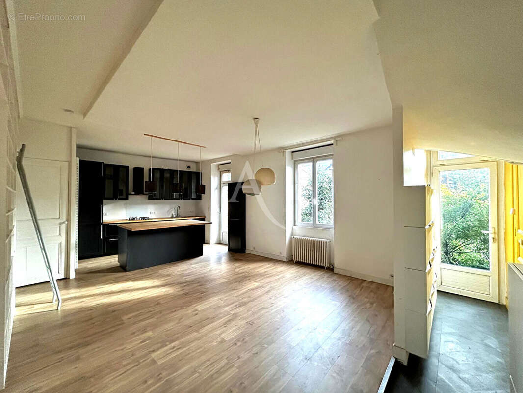 Appartement à NANTES