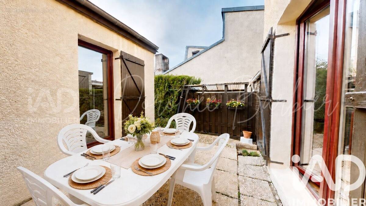 Photo 1 - Maison à CHAMPS-SUR-MARNE