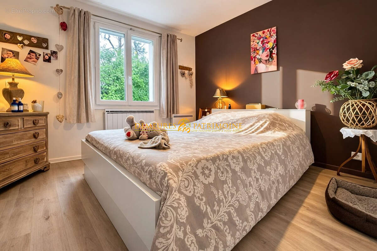 Maison 160 m² à Saint-Yrieix-Sur-Charente  - photo 6