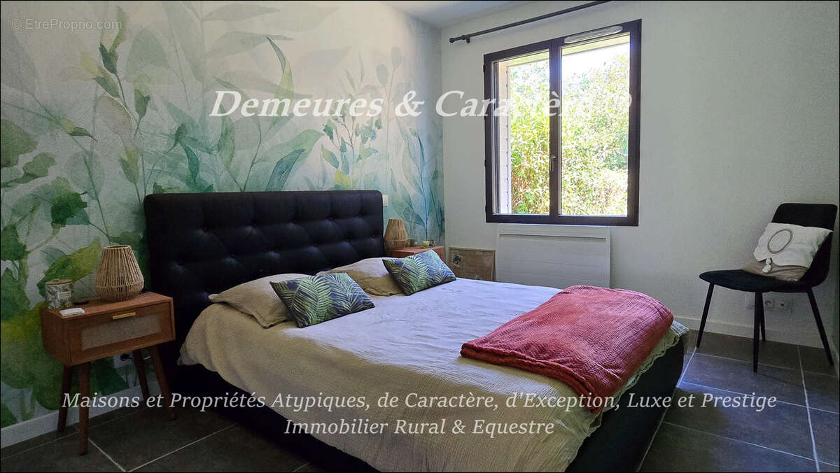 Maison avec piscine et dépendances - photo 15