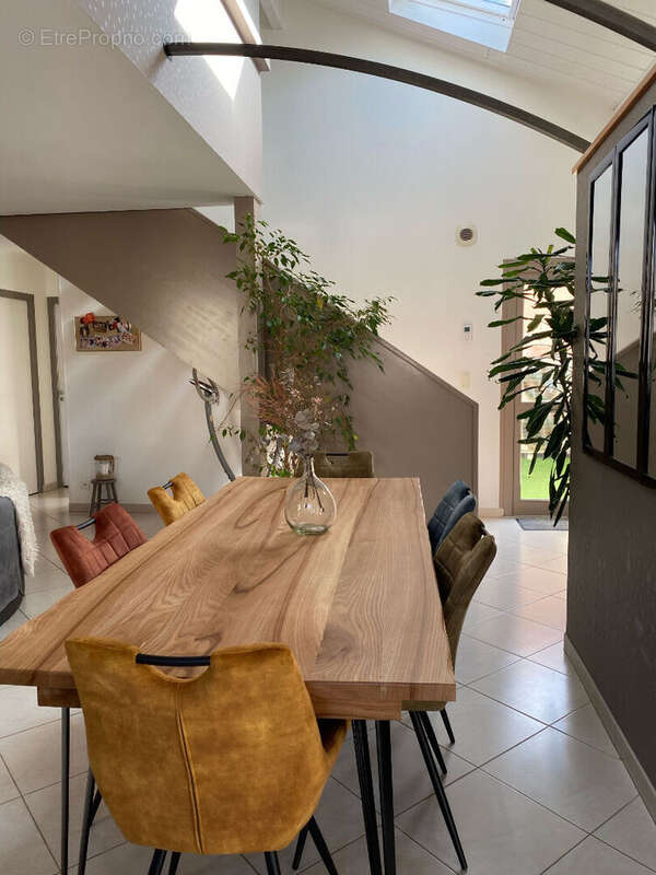 Maison à LA CHAPELLE-BATON