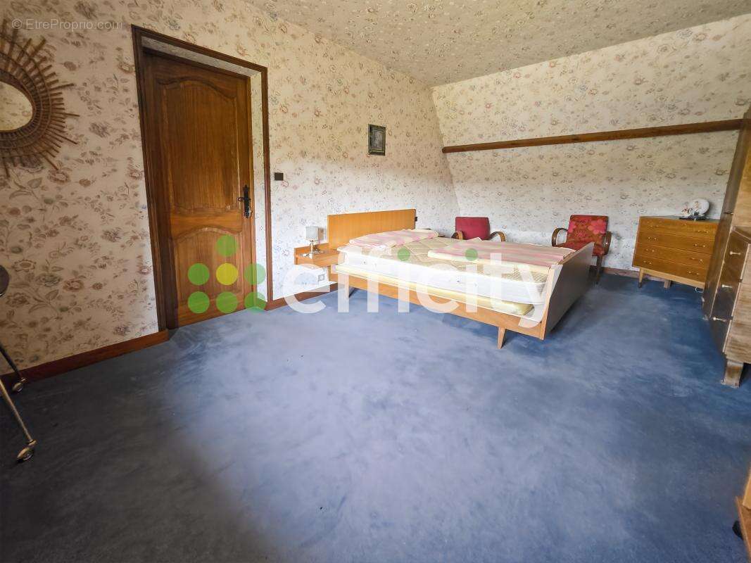 Maison à BREUILPONT