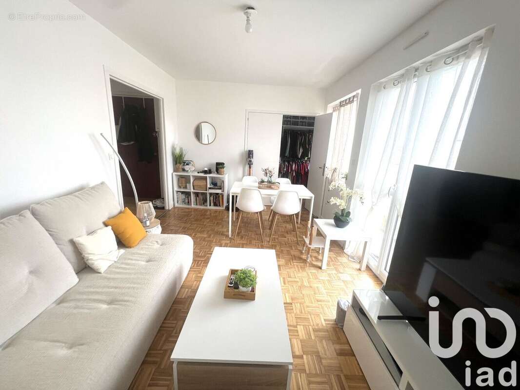 Photo 3 - Appartement à MONDEVILLE