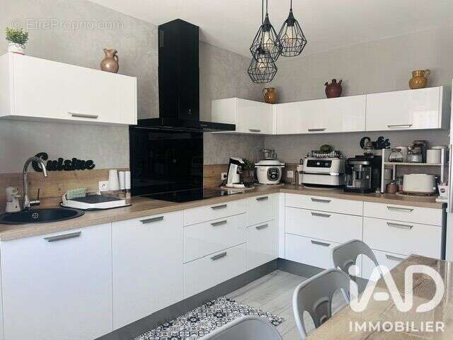 Maison 72 m² à Montlucon  - photo 5