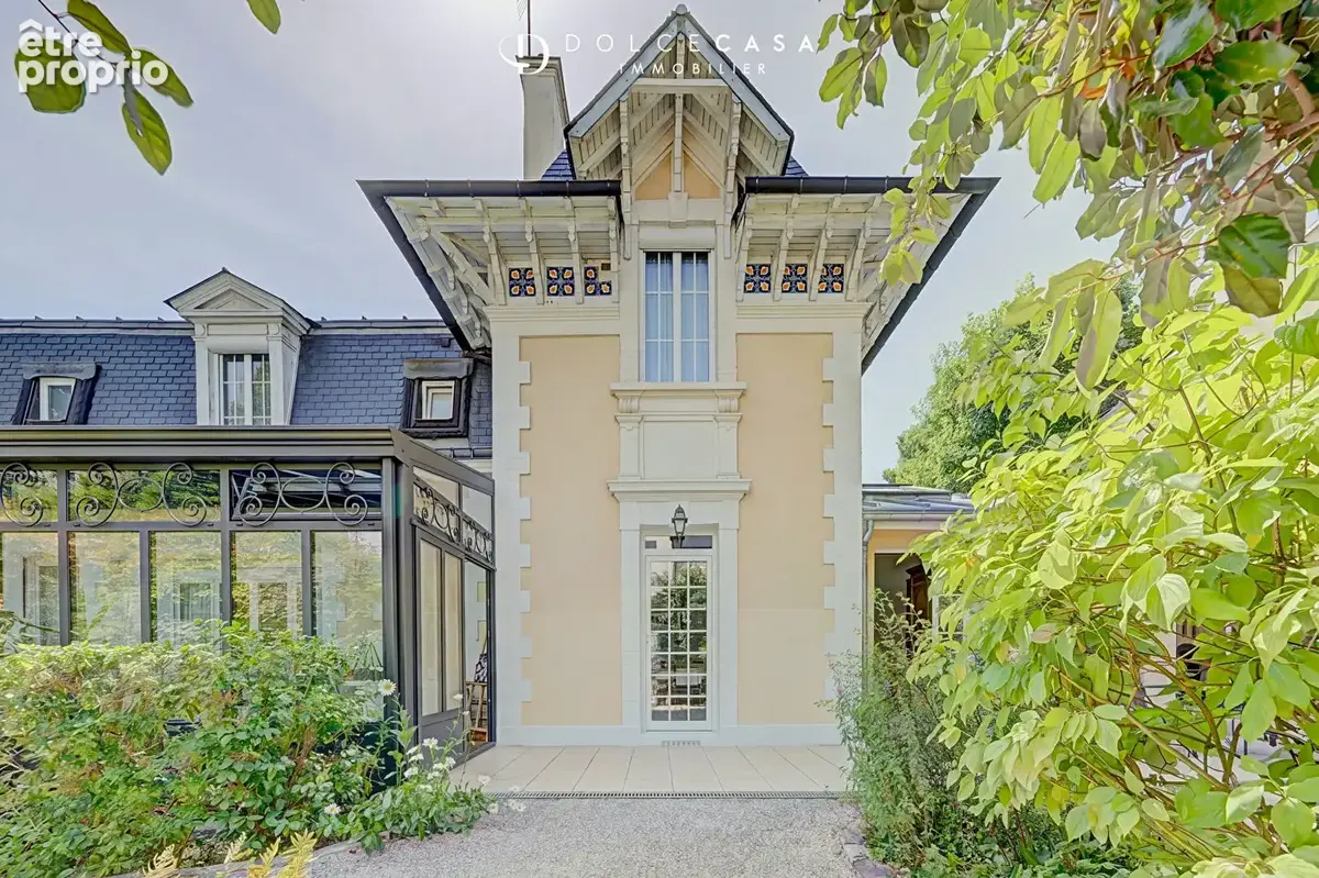 Maison de caractère au Parc du Perreux Sur Marne,  9 pièces 236m2 - photo 3