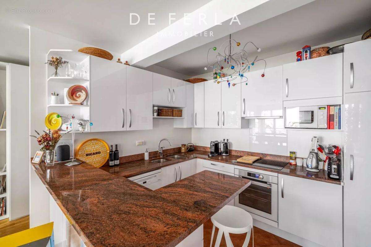 Appartement à PARIS-6E