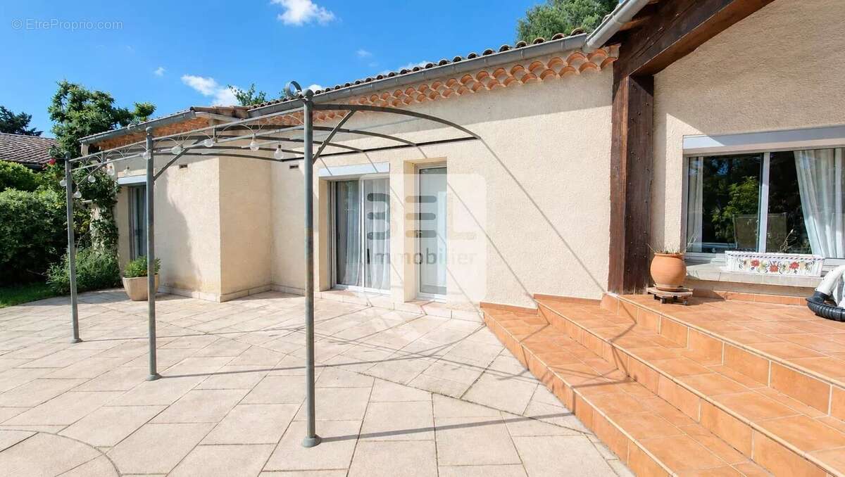 Maison à UZES