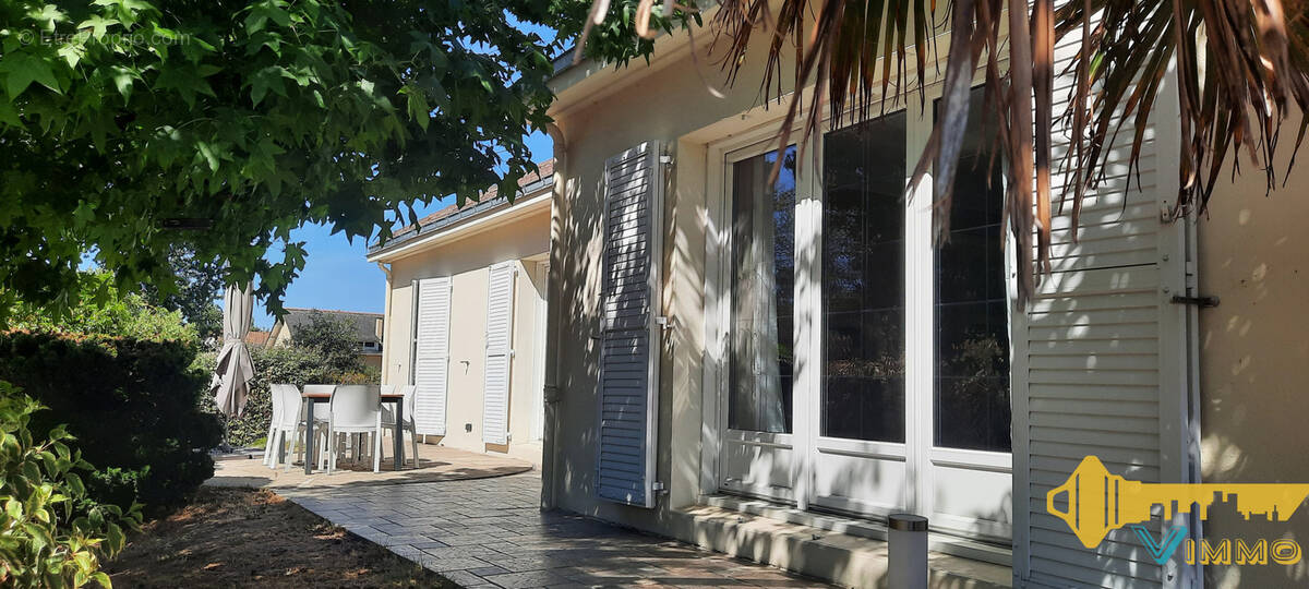 Maison à SAINT-SEBASTIEN-SUR-LOIRE
