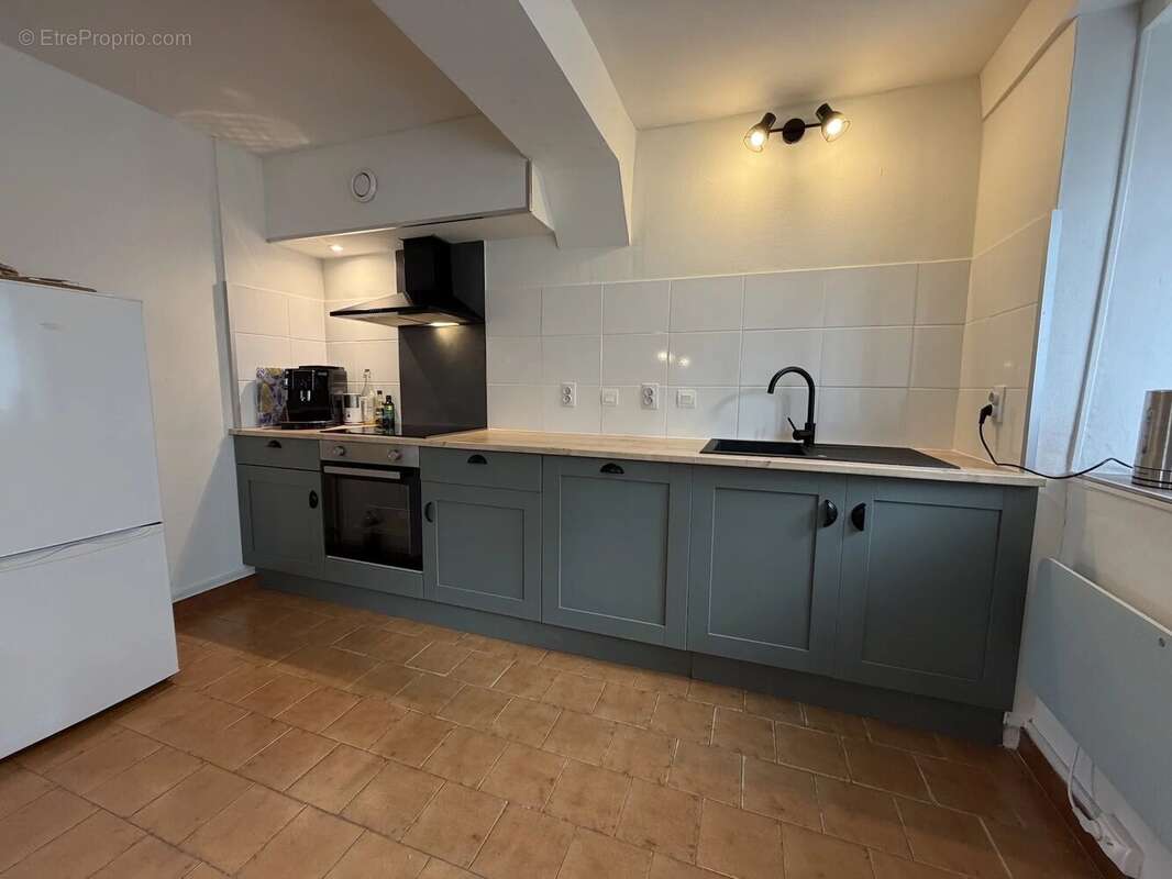 Maison à LUCENAY-L'EVEQUE