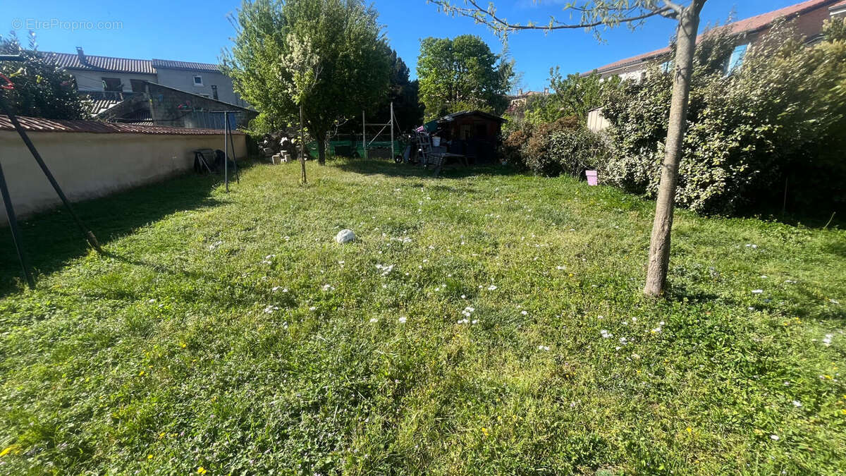 Maison à LES ROCHES-DE-CONDRIEU