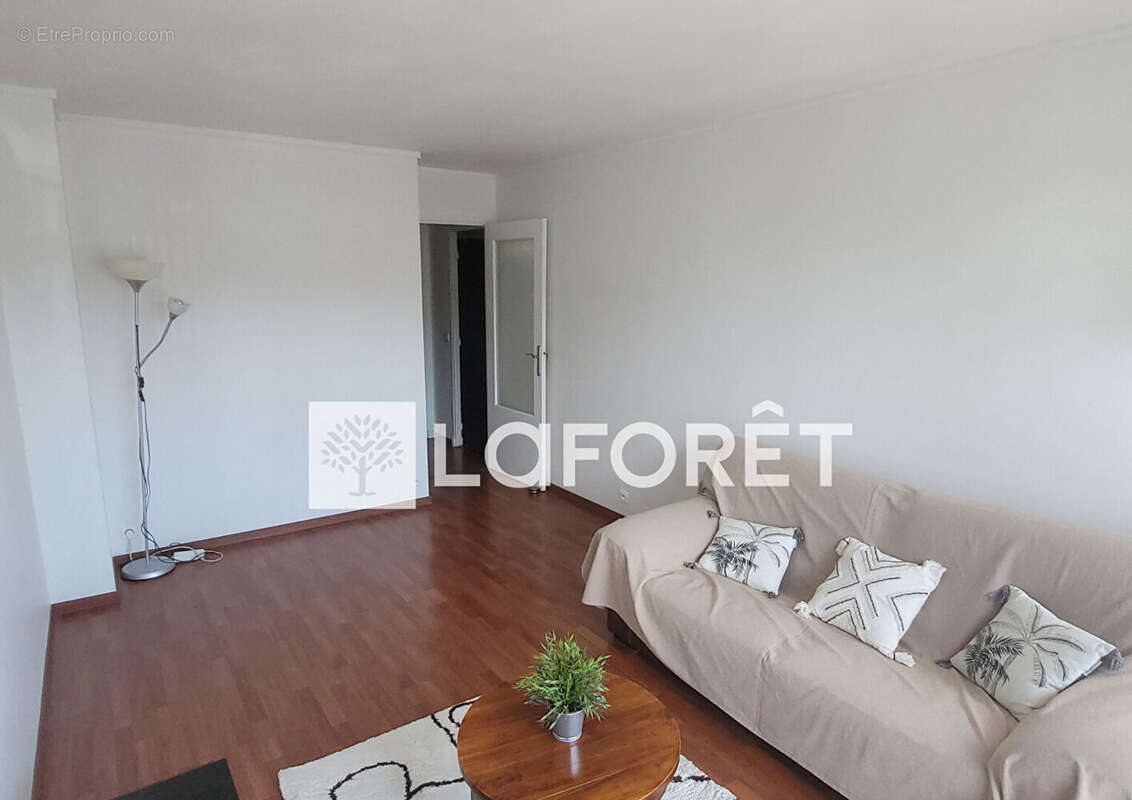 Appartement à THIAIS