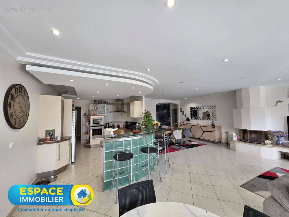 Maison à CHATEAUNEUF-SUR-LOIRE