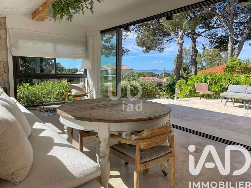 Photo 3 - Maison à SAINT-RAPHAEL