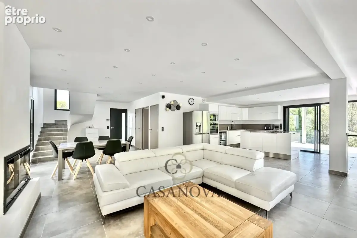 Villa contemporaine de 146 m² avec piscine et terrain de 1 000 m² à Montferrier-sur-Lez - photo 8