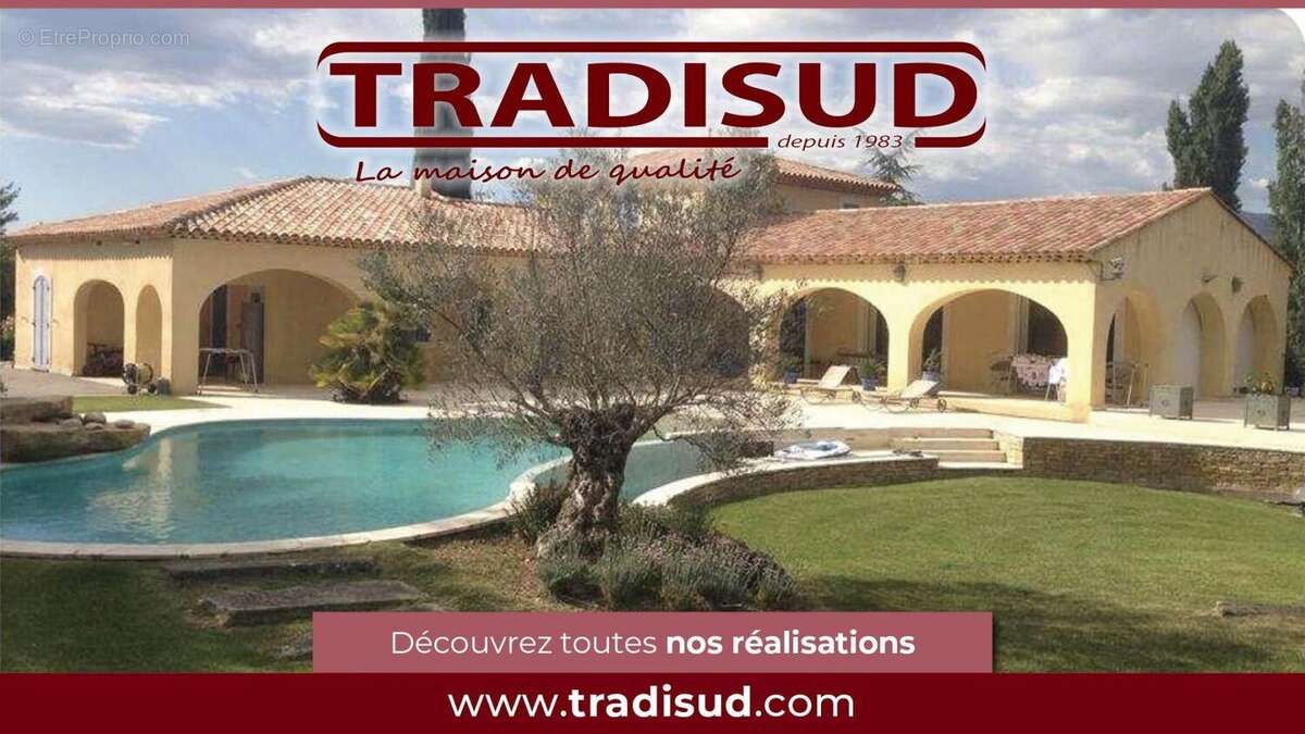 Terrain à VENTABREN