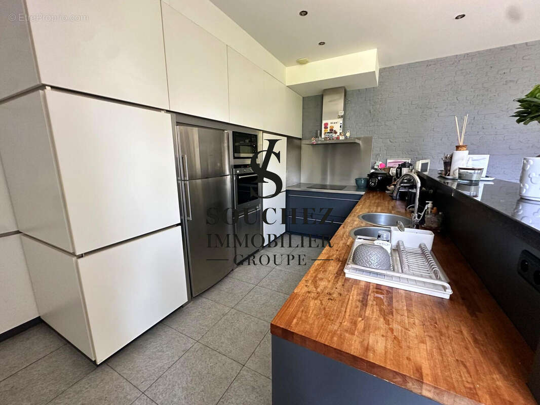 Maison 221 m² à Anzin-Saint-Aubin  - photo 9