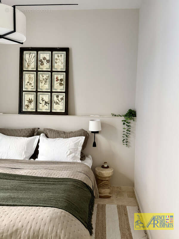 Maison avec Jardin dans le VIEIL ANTIBES - photo 11