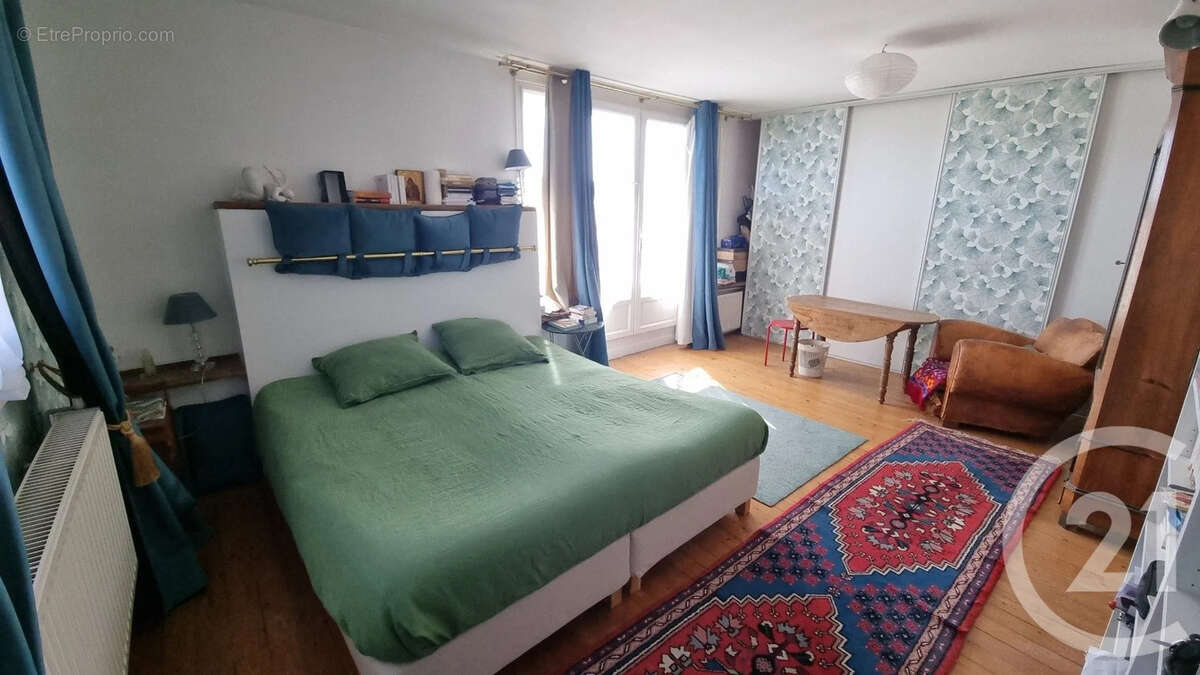 Maison à SAINT-MAUR-DES-FOSSES