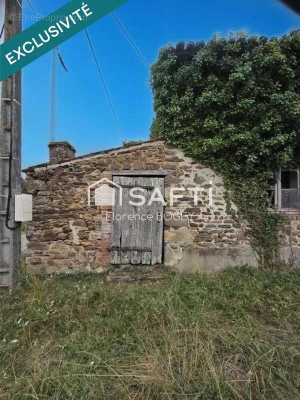 Photo 3 - Maison à BUSSIERE-POITEVINE