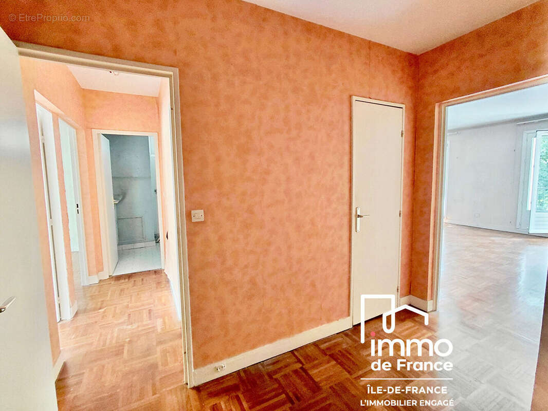 Appartement à VERSAILLES