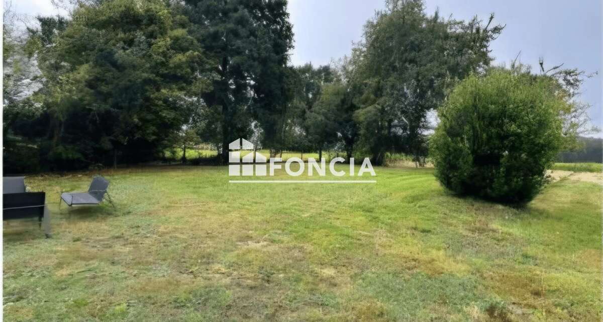 Maison à ROZ-SUR-COUESNON