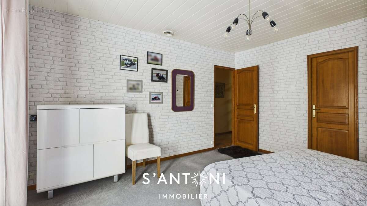 Maison à VILLENEUVE-LES-BEZIERS