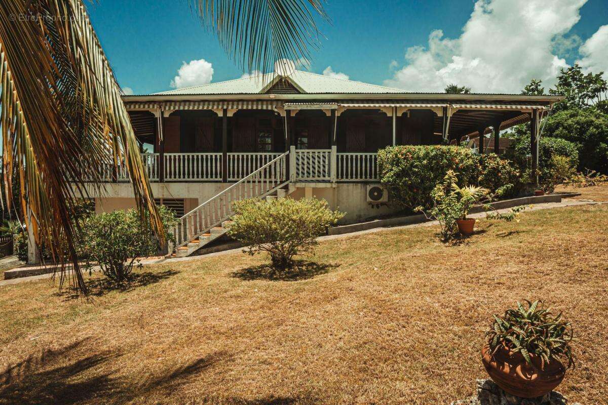 Maison à SAINT-FRANCOIS