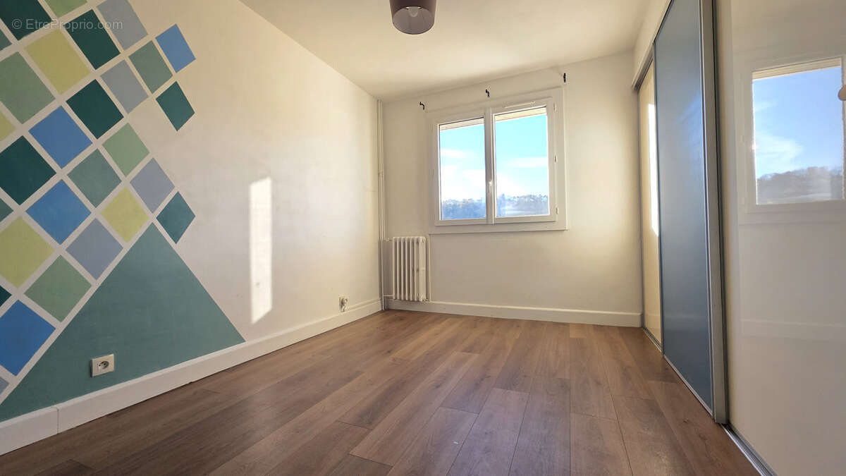 Appartement à BOURGOIN-JALLIEU